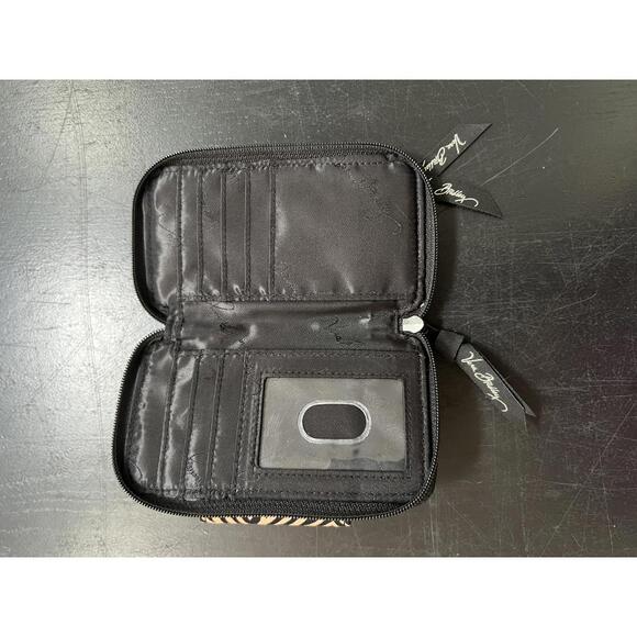 Vera Bradley Zebra Print Cotton Multi-pocket Wallet - Picture 3 of 6